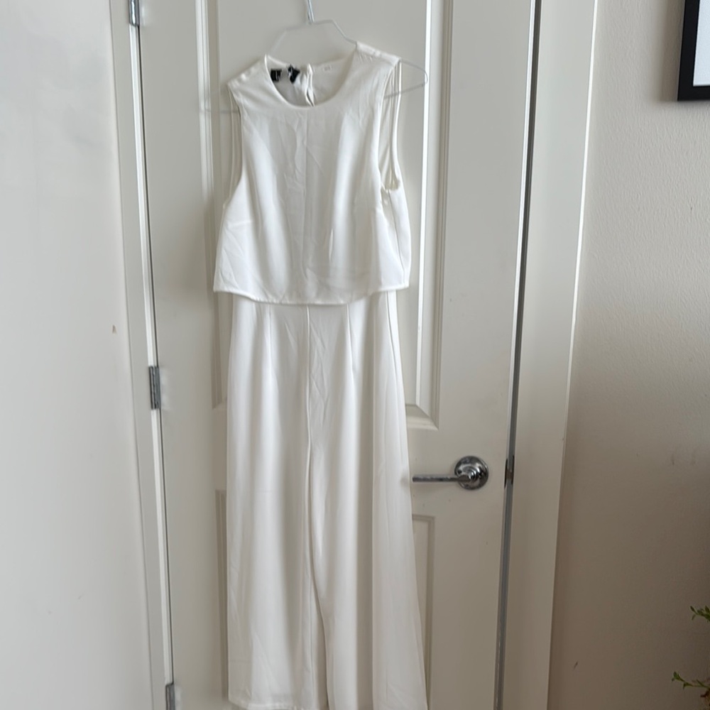 Lulu's White Sleeveless Two-Piece Jumpsuit
